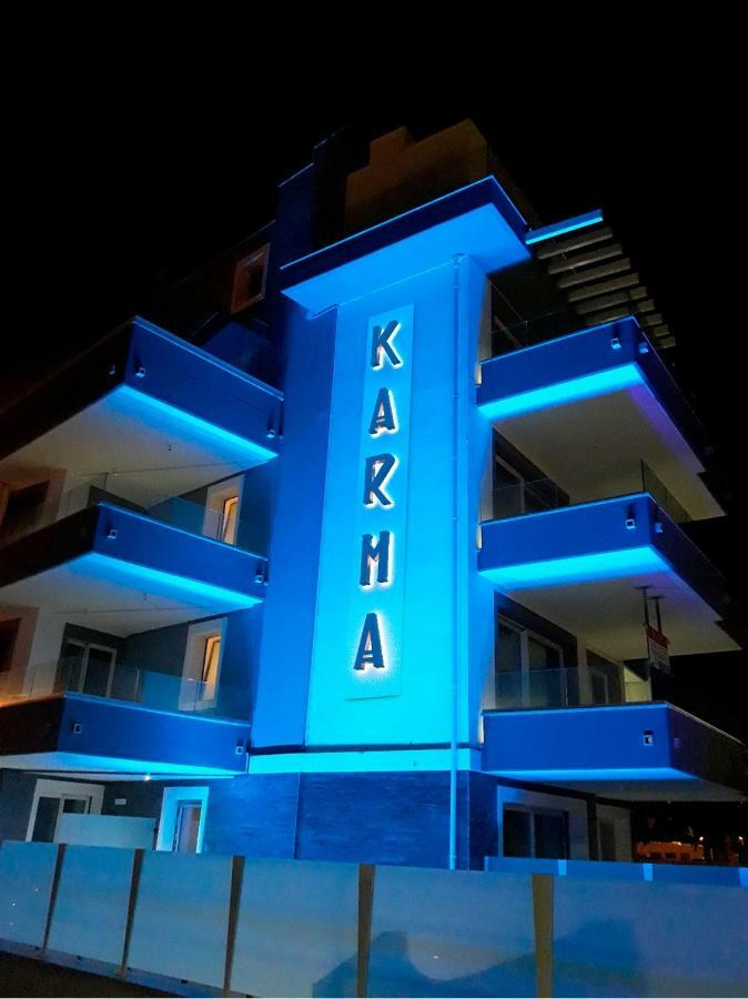 Karma Aparthotel